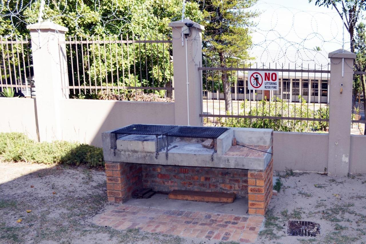 Broadway Self Catering Apartments Durbanville Luaran gambar